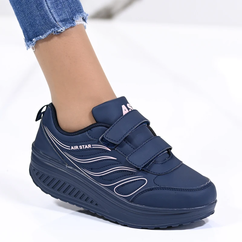 Спортни маратонки W400174 Navy